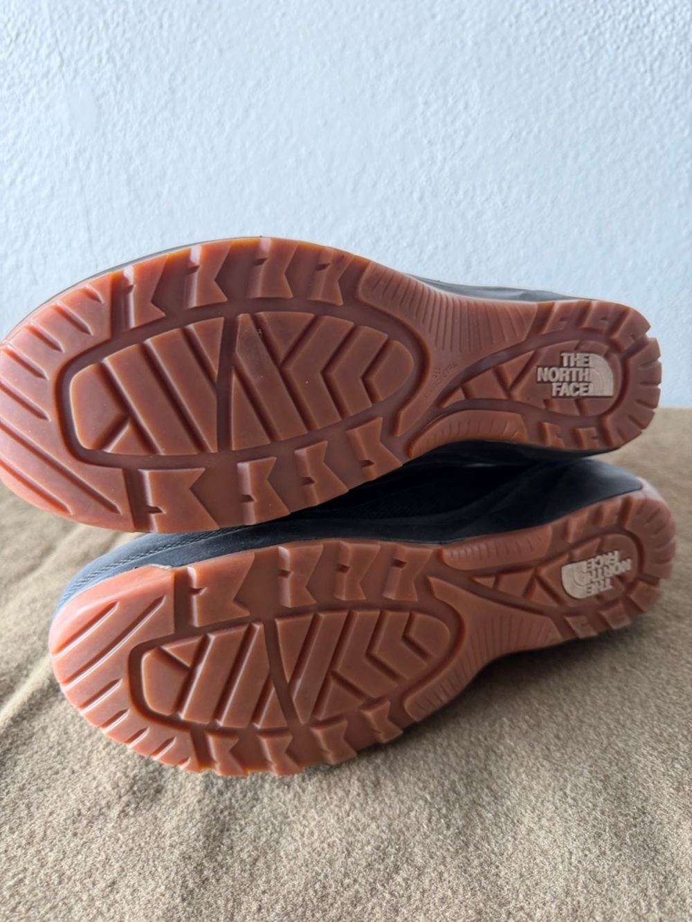 The North Face Women's Shellista IV Shorty Waterproof Boots Size 7.5 - Picture 2 of 5
